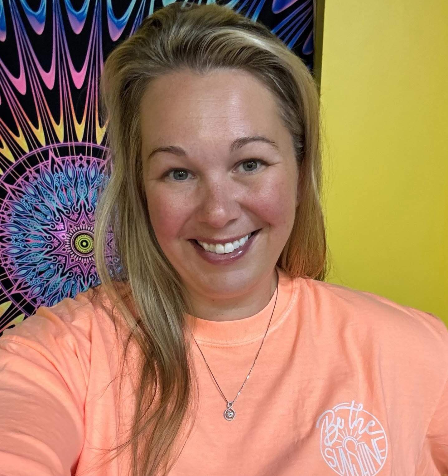 Sara Collins in The Playroom's Creative Play Teacher. She leads children ages 0-5 yrs in monthly themed classes in process art